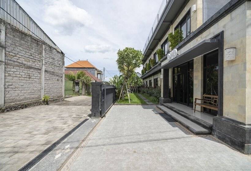 בית מלון כפרי Oyo Life 2204 Griya Hita