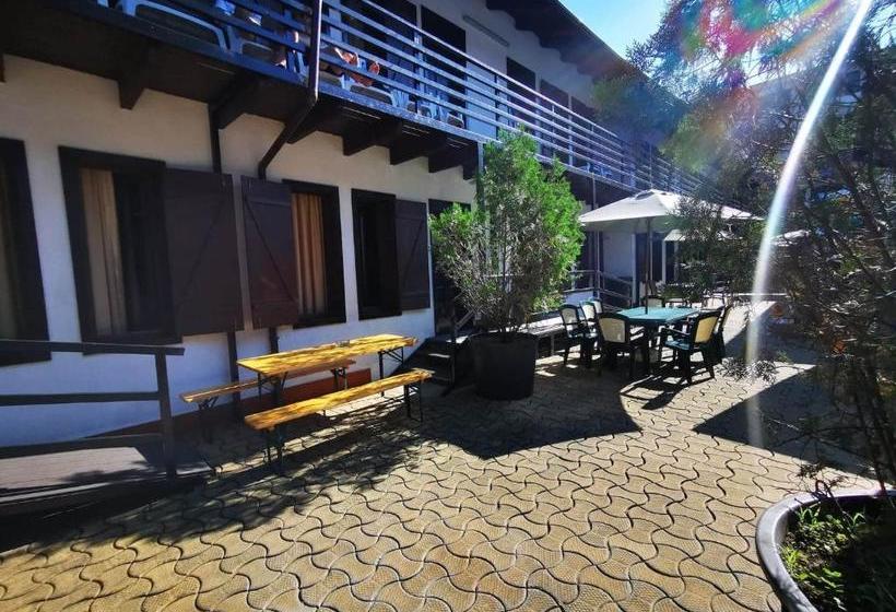 Pensjonat Complex Tropical