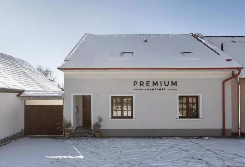 ペンション Premium Vendégház
