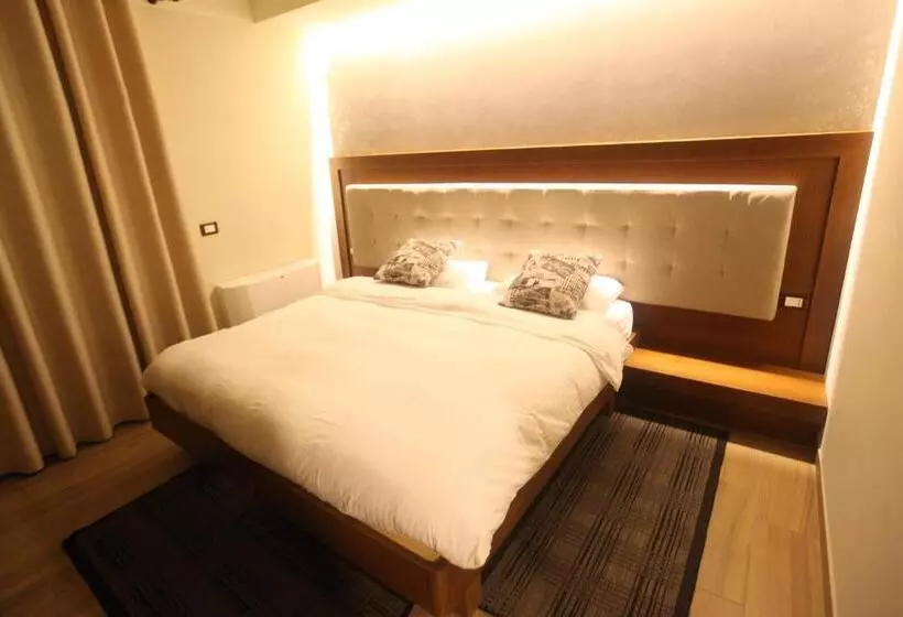 Hotelli Alpin Llogara