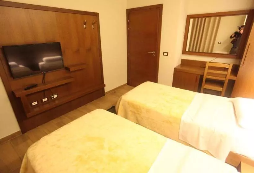 Hotelli Alpin Llogara