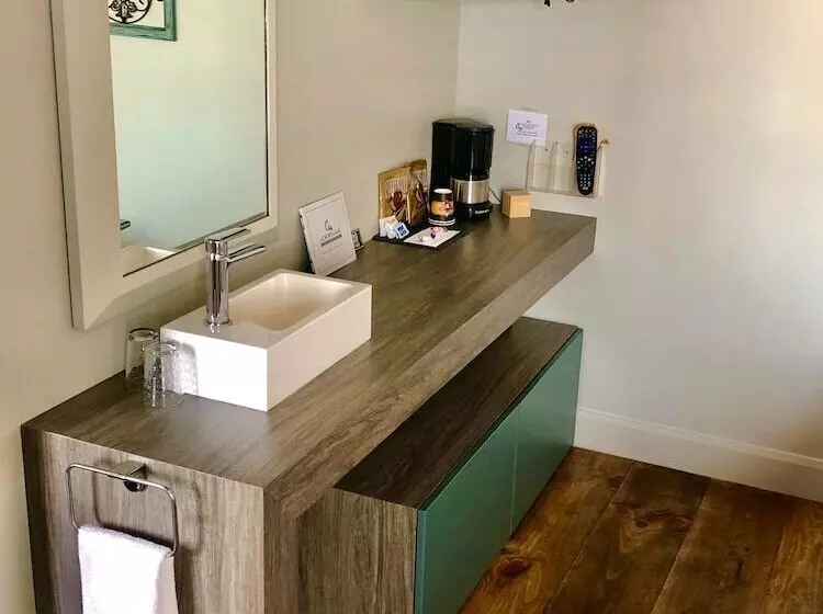 Motelli La Cache Du Lac