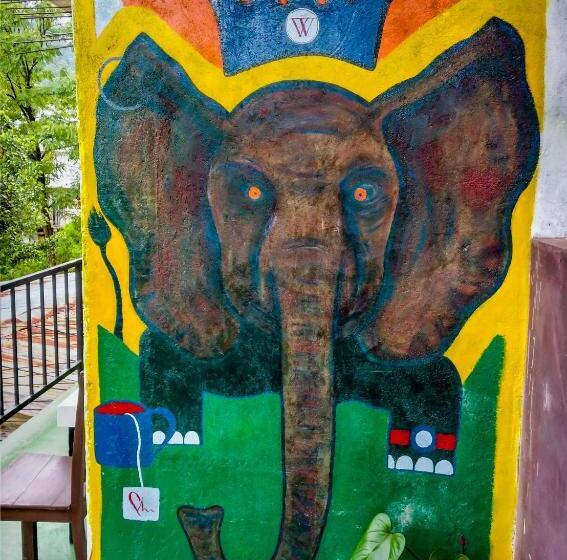 Pension (Hôtel basse catégorie) Water Side Residence