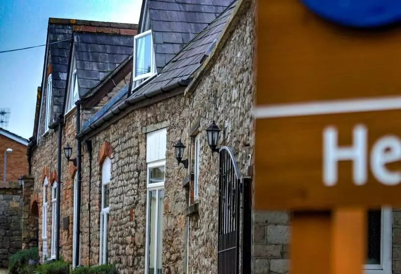 호텔 Best Western Henbury Lodge