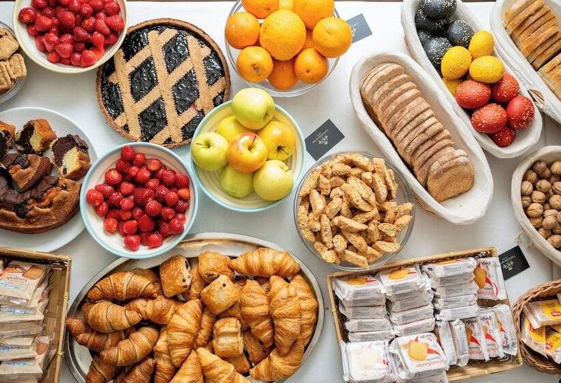 فندق Fortebraccio