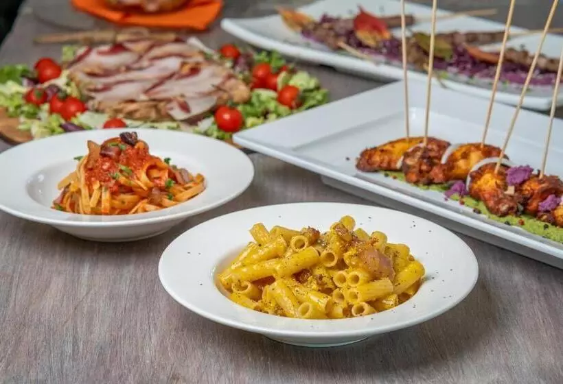 Отель Fortebraccio