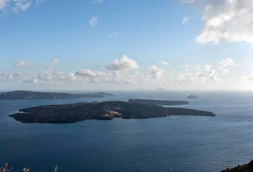 Grace Hotel, Auberge Resorts Collection