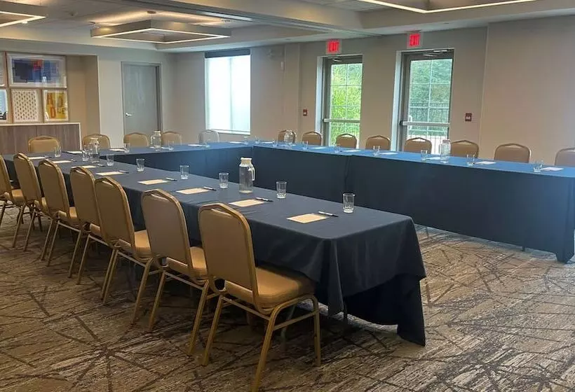 酒店 Holiday Inn Express & Suites Huntsville, An Ihg