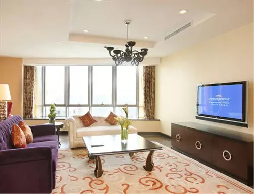 호텔 Howard Johnson Business Club