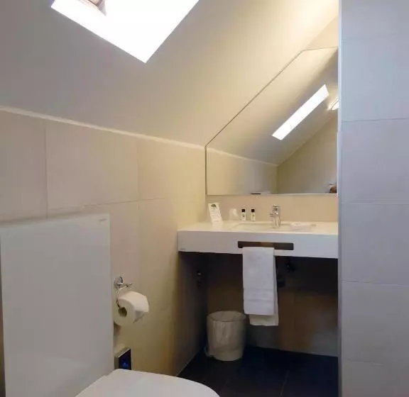 هتل Hôtel De L Ecluse