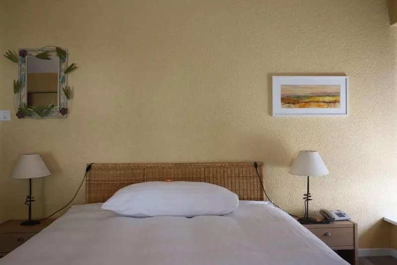 هتل Hôtel De L Ecluse