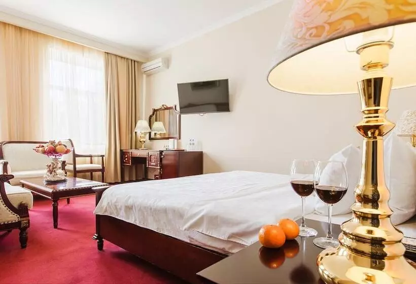 هتل Mandarin Moscow