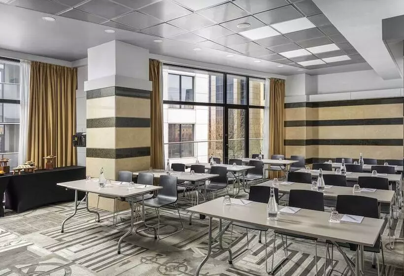 هتل Mercure Bucharest Unirii