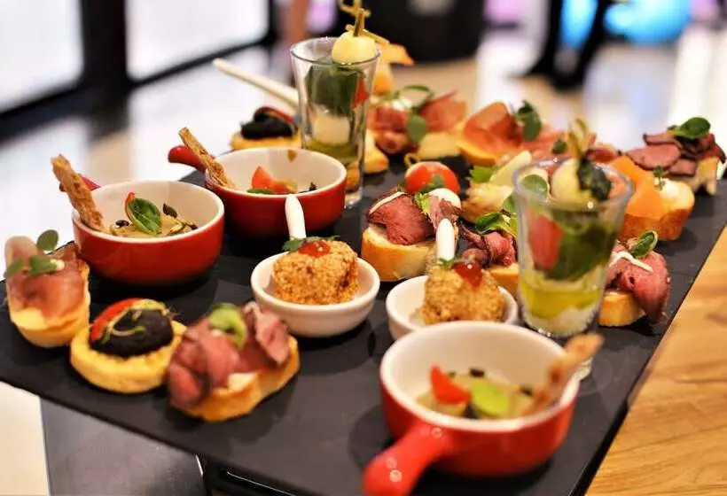 هتل Mercure Bucharest Unirii