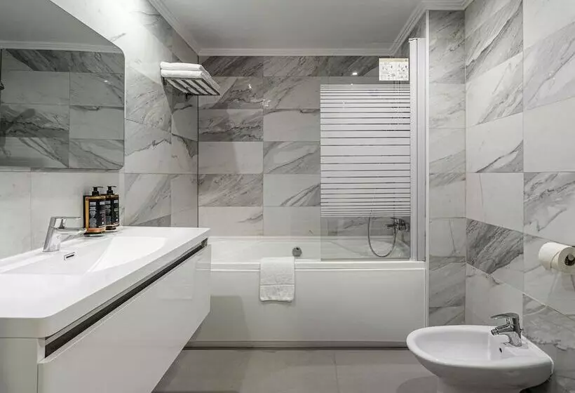 هتل Mercure Bucharest Unirii