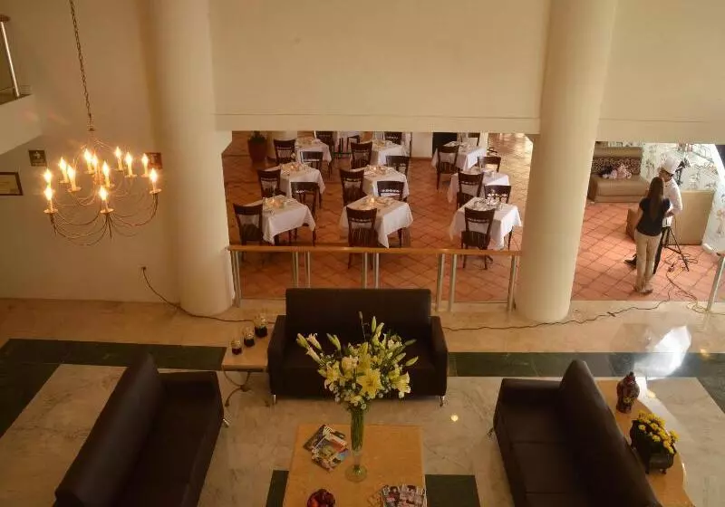 Hotel Mision Monterrey Centro Historico