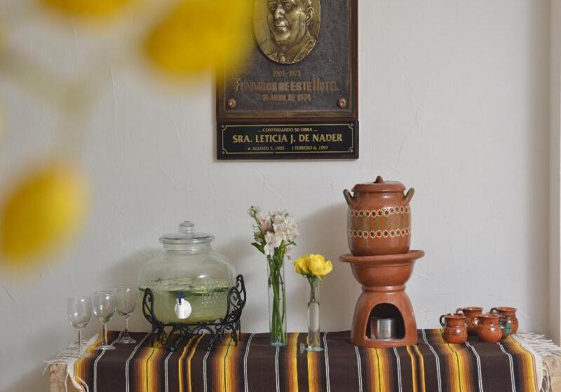 בית מלון כפרי Mision Monterrey Centro Historico