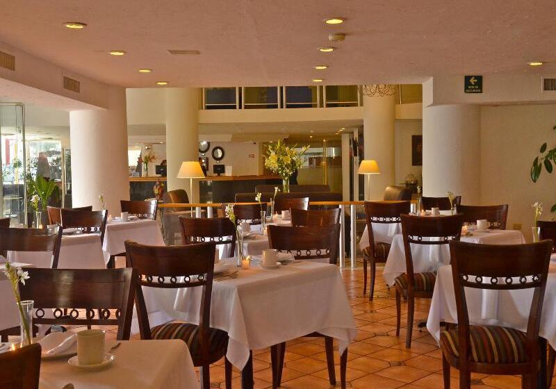 בית מלון כפרי Mision Monterrey Centro Historico