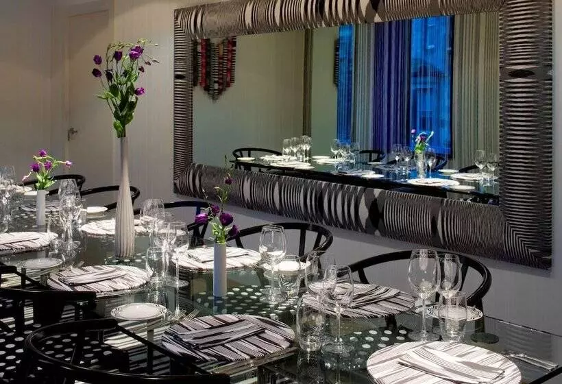 Radisson Collection Hotel, Royal Mile Edinburgh