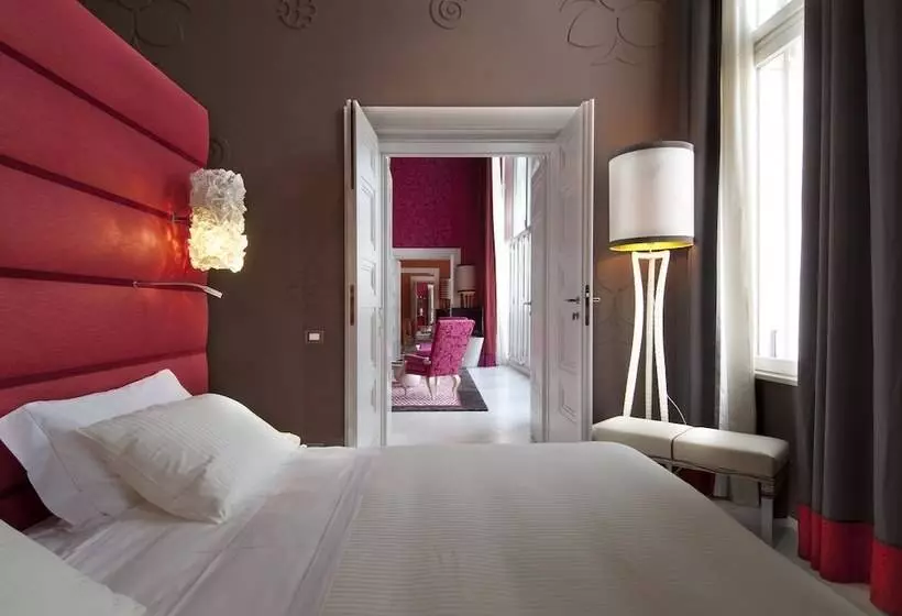 هتل Sina Centurion Palace