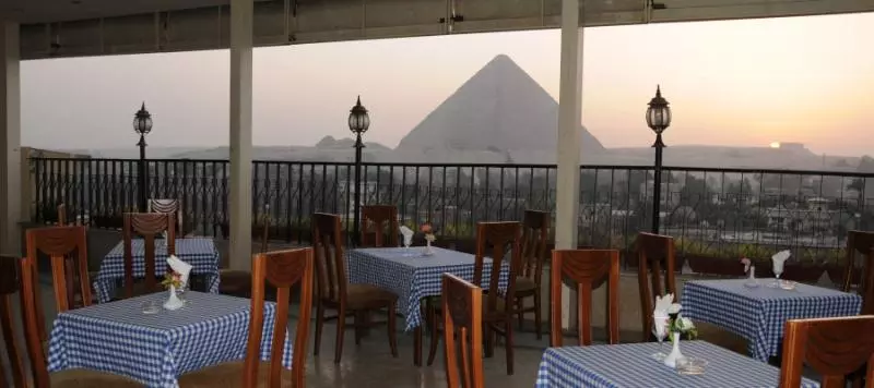 هتل Tiba Pyramids Resort