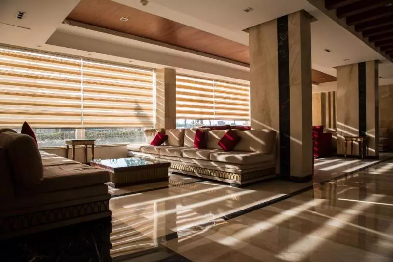 هتل Tiba Pyramids Resort