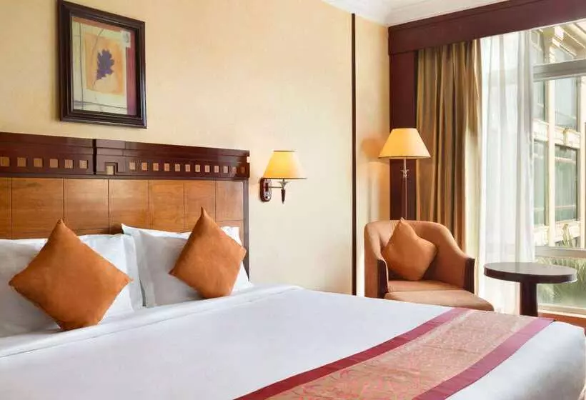 Ramada By Wyndham Hotel Riyadh