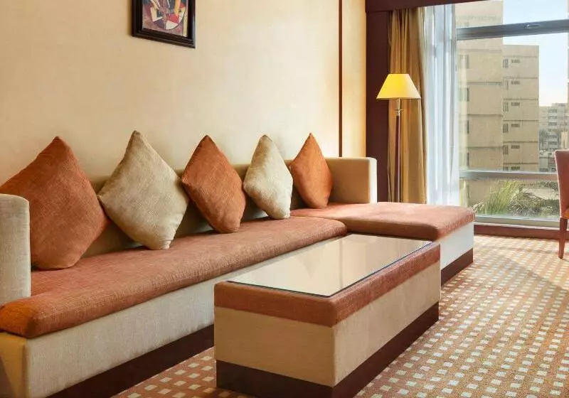 Ramada By Wyndham Hotel Riyadh