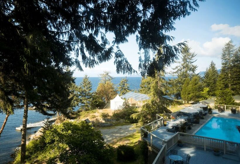 Rockwater Secret Cove Resort