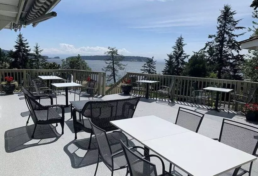 Rockwater Secret Cove Resort