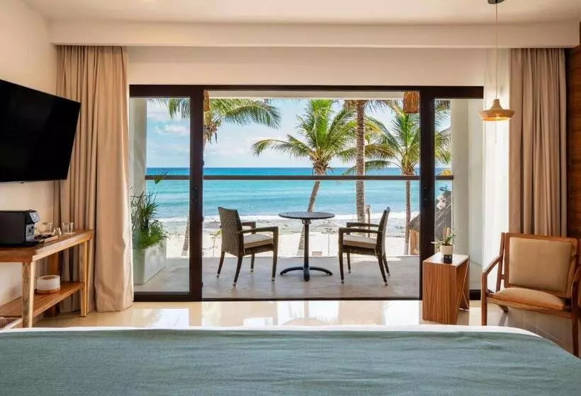 The Beachfront by The Fives Hotels - All Inclusive - Adults Only