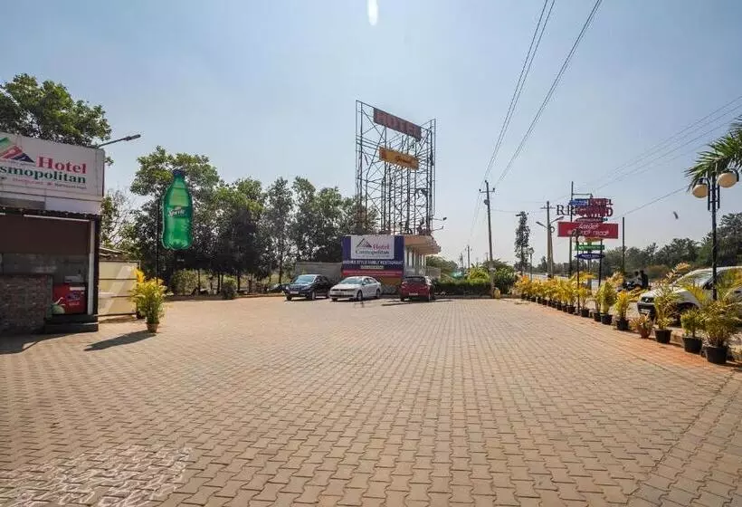 Hotel Collection O  Cosmopolitan