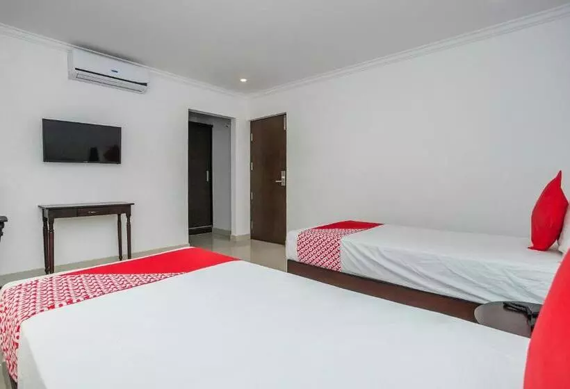 Hotel Collection O  Cosmopolitan