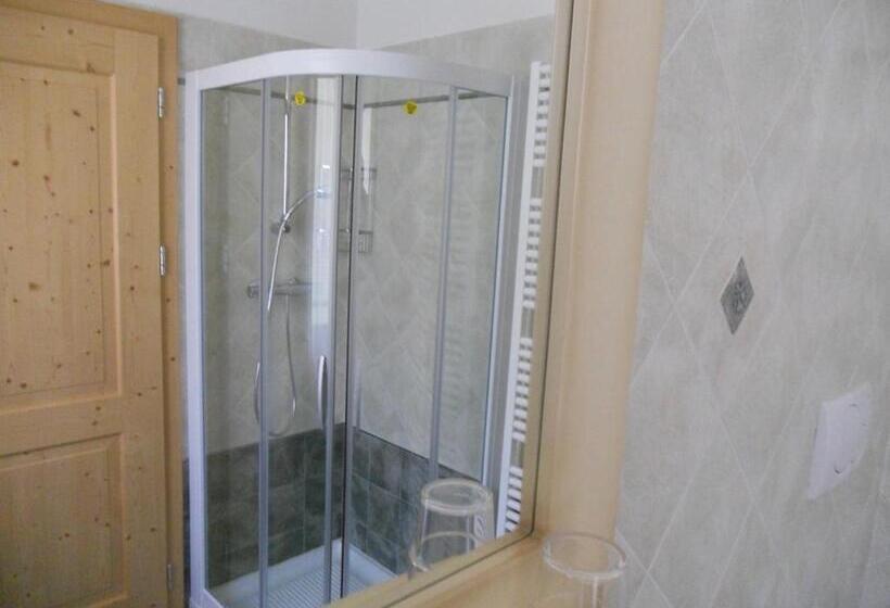 Nocleg ze śniadaniem Agritur Affittacamere Capra Mauro