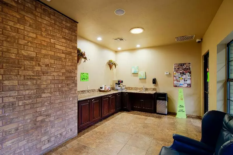 ホテル Oyo Pinewood Inn & Suites Silsbee