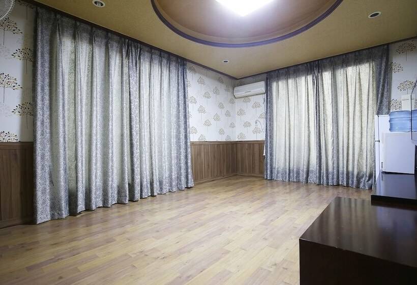 مُتل Boryeong Venus