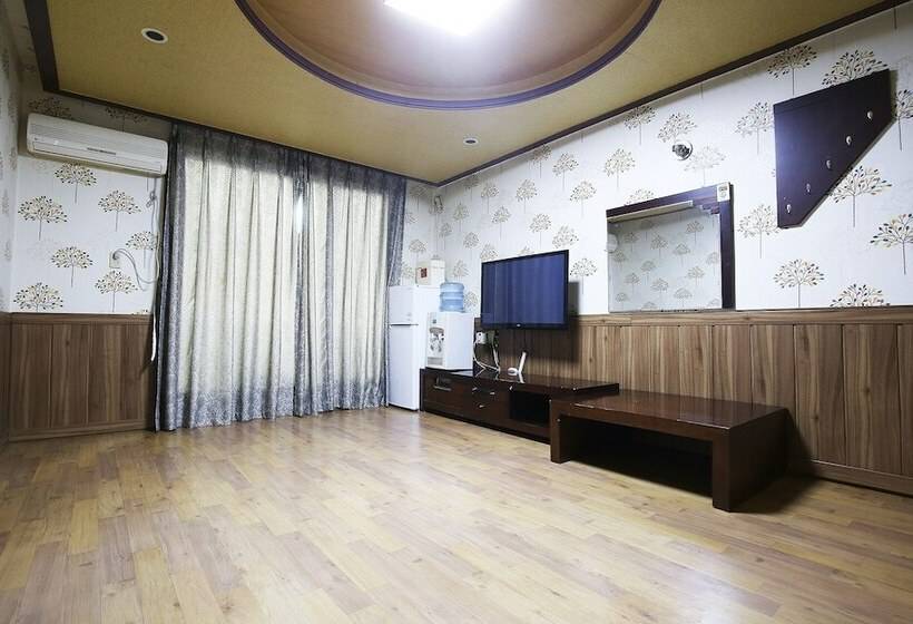 مُتل Boryeong Venus