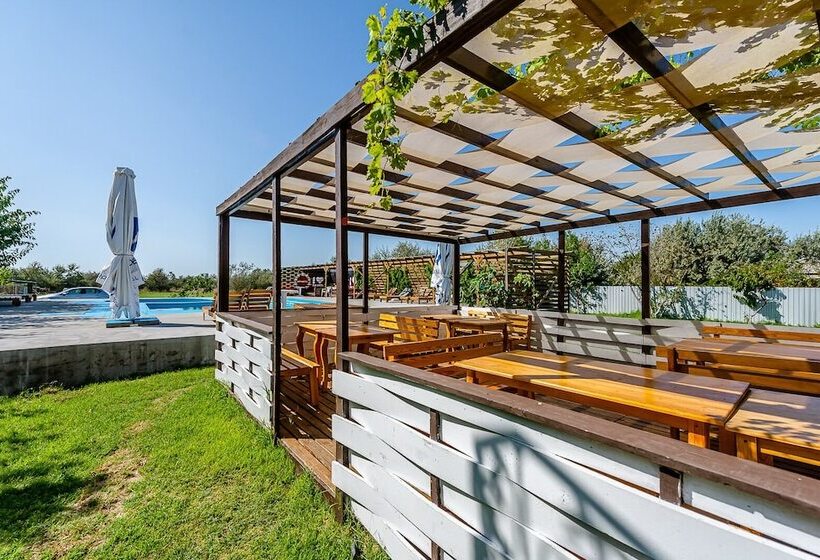 Пансион Nar Motel