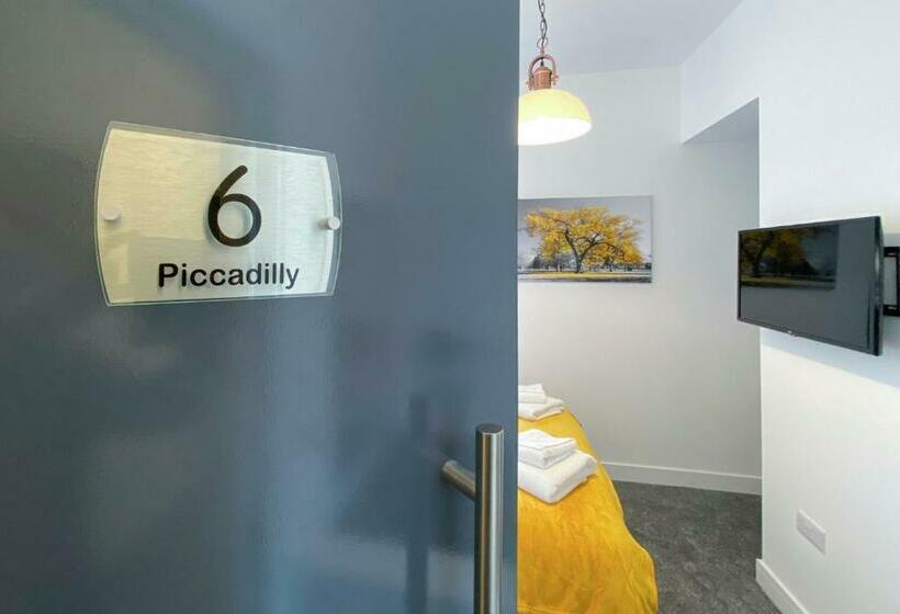 ホテル Piccadilly By Pureserviced