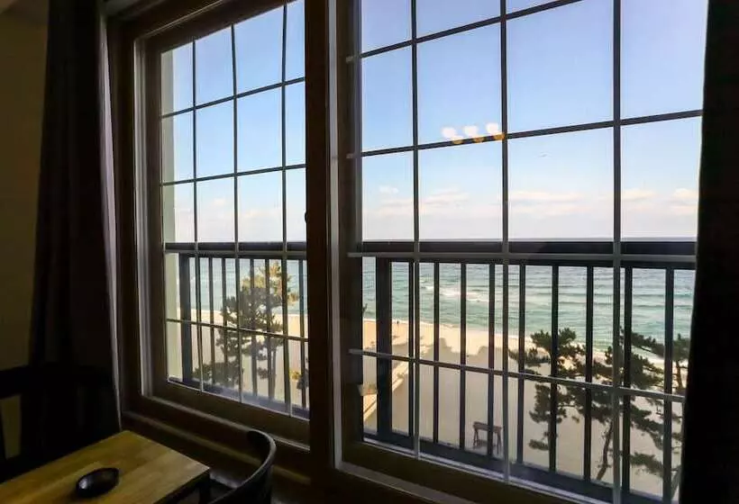 モーテル Gangneung Gyeongpodae Hotel Rang