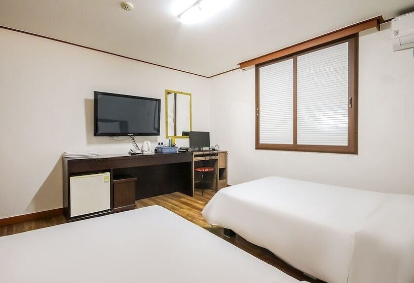 فندق على الطريق Iksan Hotel Stay Today