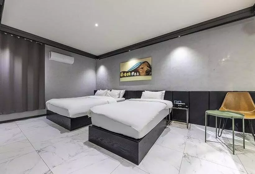 モーテル Jeonju Uadong Hotel The Vizit