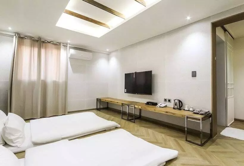 モーテル Jeonju Uadong Hotel The Vizit