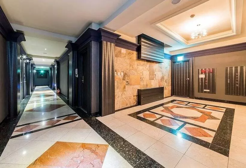 モーテル The Art Uiwang