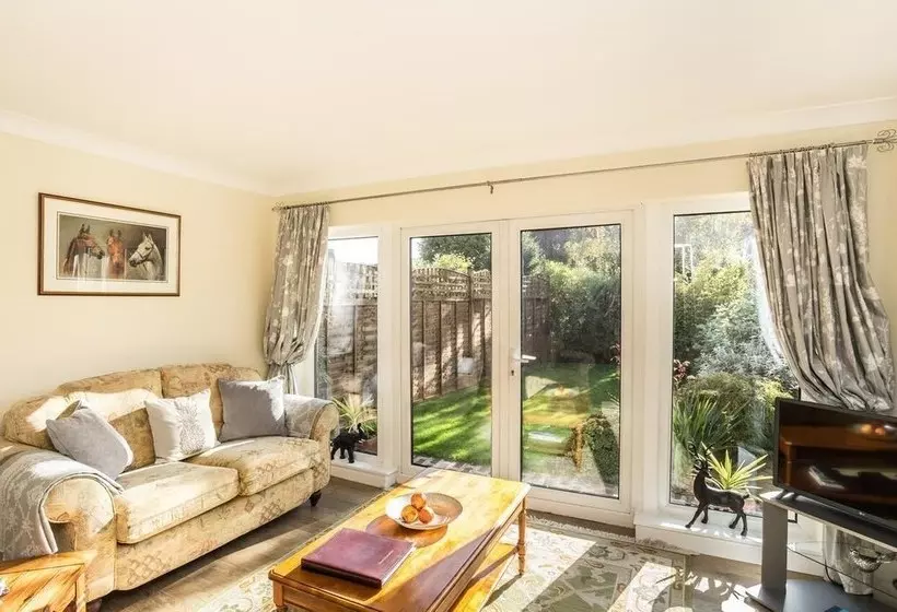 Abbeyside Holiday Cottage