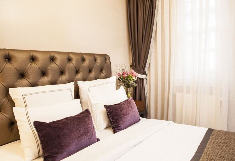 تختخواب و صبحانه Meroddi Pera Flats