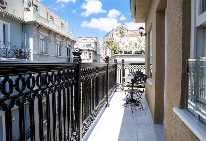 تختخواب و صبحانه Meroddi Pera Flats