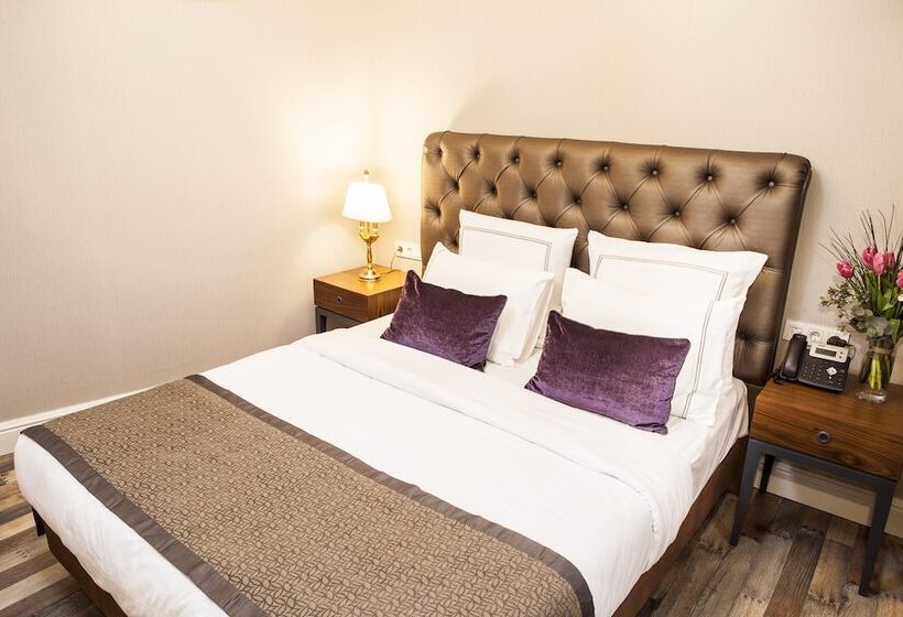 تختخواب و صبحانه Meroddi Pera Flats