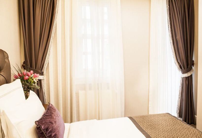 تختخواب و صبحانه Meroddi Pera Flats