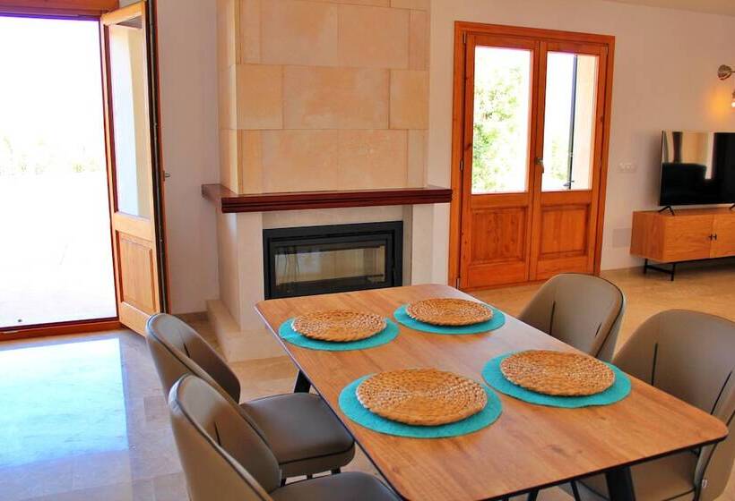 تختخواب و صبحانه Villas Ca N Matxa